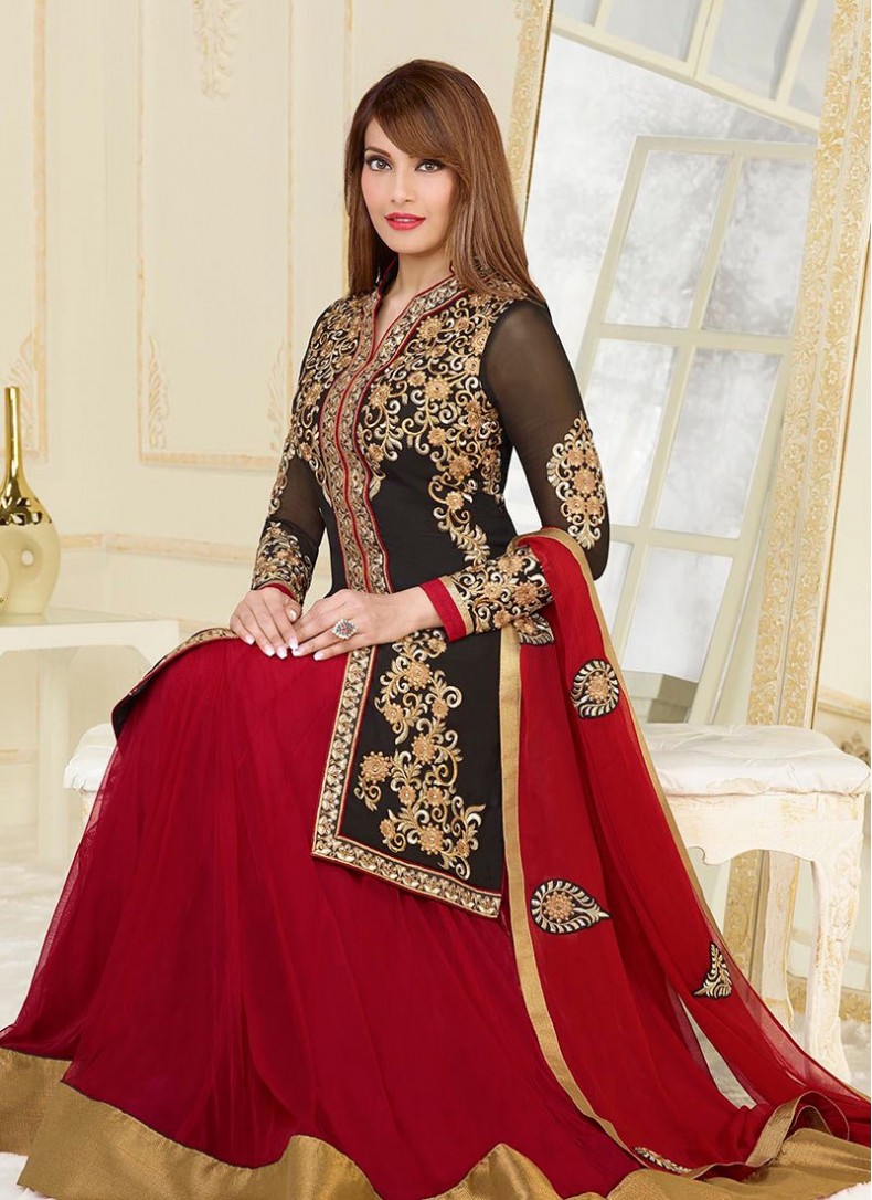 bipasha basu wedding lehenga price
